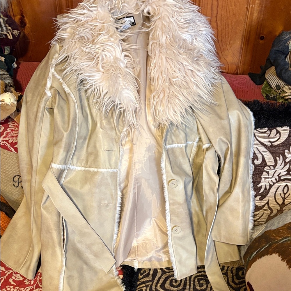 Wet Seal Cream Teddy Jacket with Faux Fur Collar